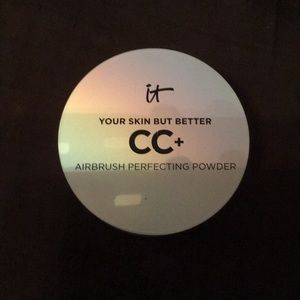 It airbrush perfecting powder. Light.